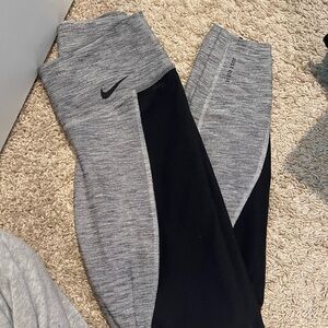 Nike leggings